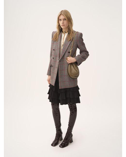 Short à volants superposés en crêpe de chine Chloé en coloris Black