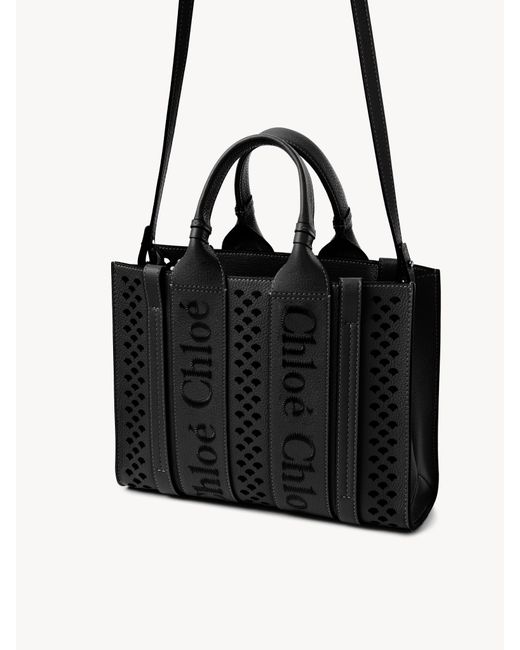 Chloé Black Small Woody Tote Bag In Grained Leather