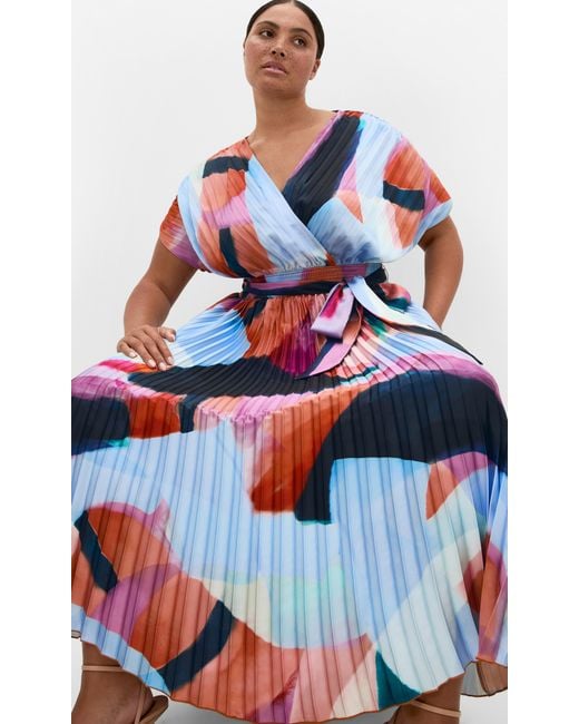 City Chic Plus Size Hailey Print Pleat Sky Maxi Dress in Red | Lyst