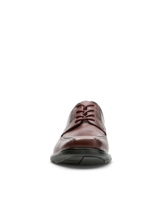 clarks unkenneth way