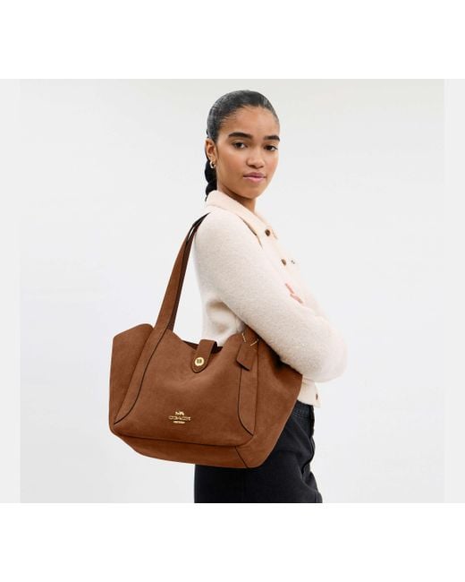 Borsa Larga Hadley Con Chiusura Girevole di COACH in Black