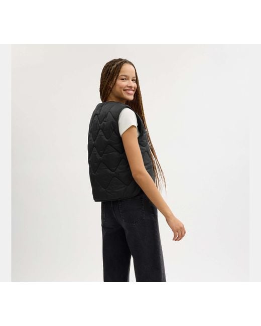 Gilet Trapuntato Con Fiocco Anteriore di COACH in Black