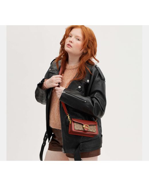 COACH Red Tabby Schultertasche 20 Aus Signature Canvas