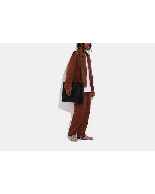 COACH Black Tote Bag 40 With Signature Canvas