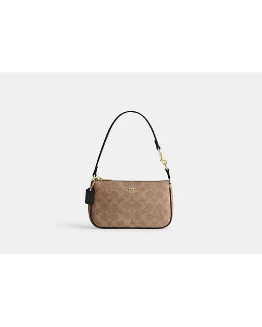 COACH Black Nolita 19 aus Signature-Canvas