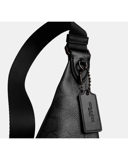 COACH Dreieckige Slingbag Aus Signature Canvas in Black für Herren
