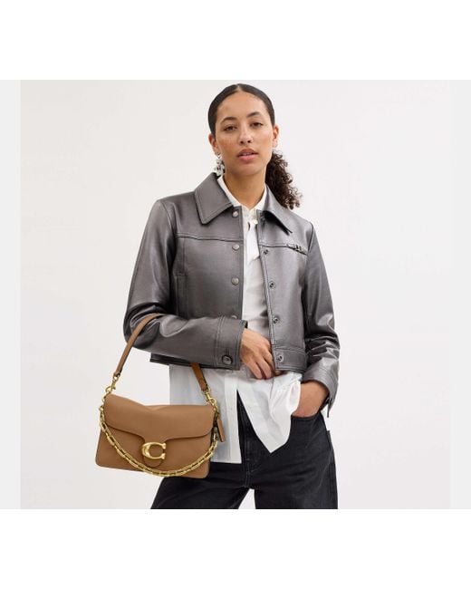 Borsa A Tracolla Con Catena Tabby di COACH in Black