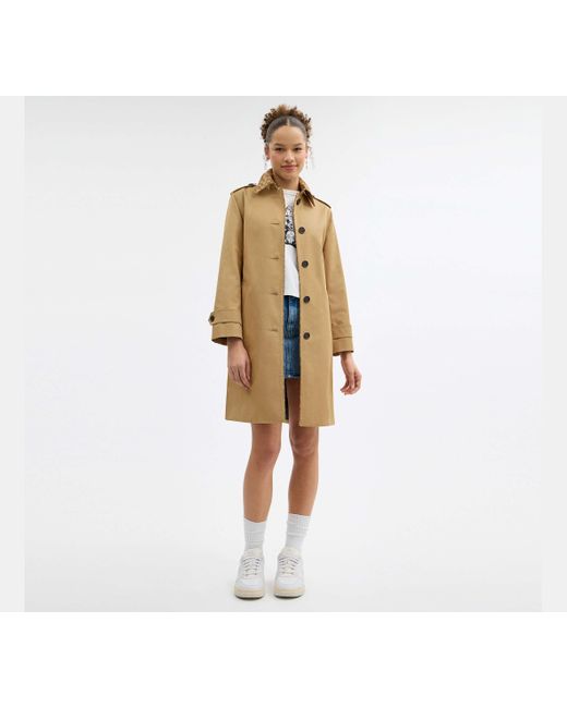 Trench Con Profilo Cordonato Signature di COACH in Natural