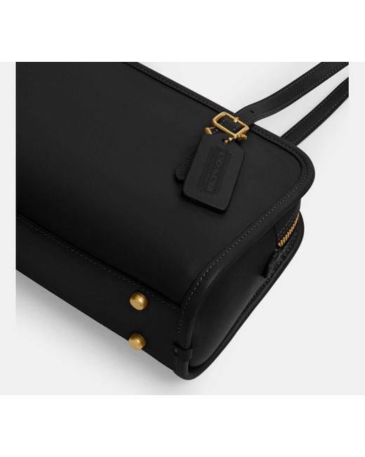 COACH Black Swing Zip Bag