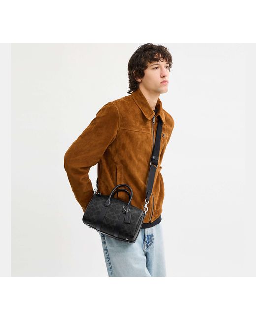 Borsa Compass 25 di COACH in Black