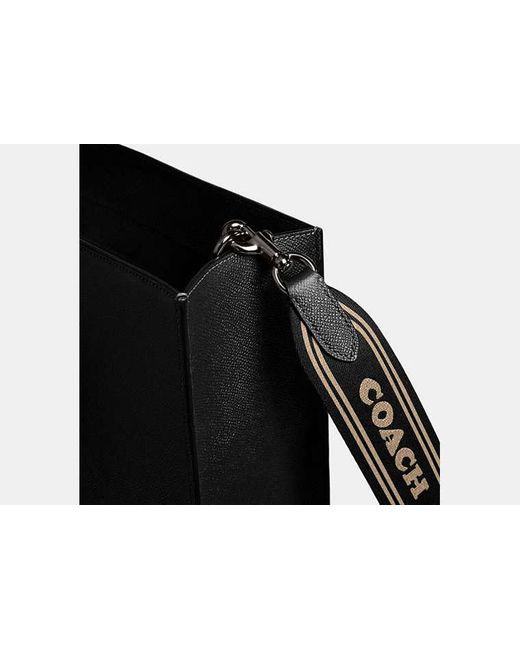 COACH Black Tote Bag 40 With Signature Canvas