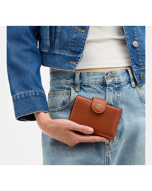 COACH White Medium Corner Zip Wallet