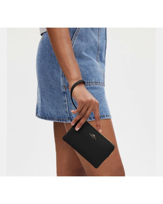 Portafoglio Polso Angolare Con Zip di COACH in Black