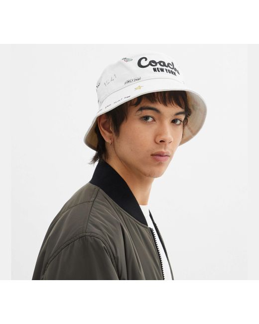 Cappello Alla Pescatora A Stampa Sketch di COACH in Black