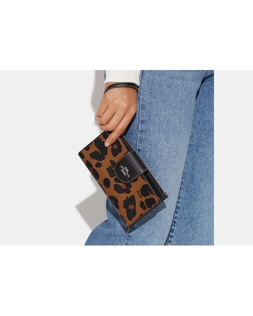Leopard print coach wallet deals