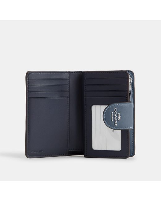 Coach Outlet Medium Corner Zip Wallet With Puffy Diamond Quilting in