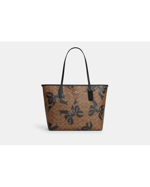Town tote with coach print new arrivals