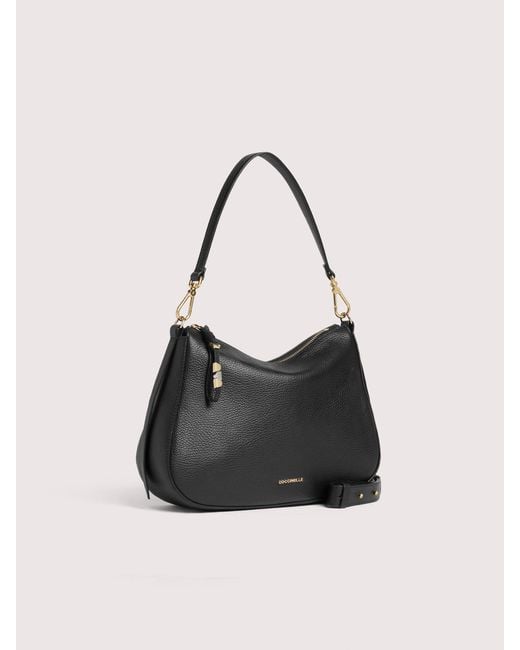 Coccinelle Black Hobo Bag Aus Genarbtem Leder Nory Small
