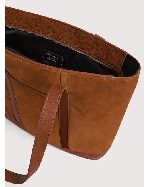 Coccinelle Brown Schultertasche Aus Wildleder Smart To Go Suede
