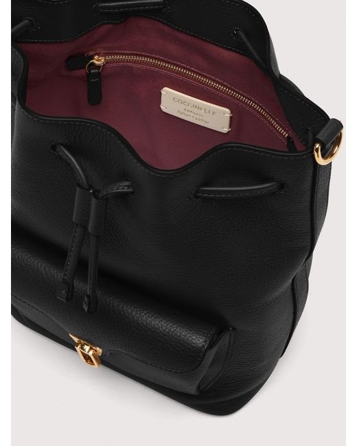 Coccinelle Black Beuteltasche Aus Genarbtem Leder Beat Generation Large