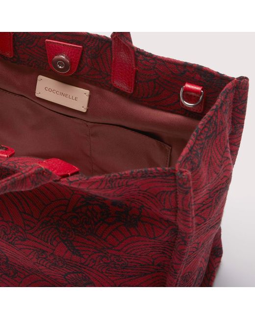 Coccinelle Red Henkeltasche aus Jacquard-Stoff mit Lunar-Print Never Without Bag lunar Jacquard Medium