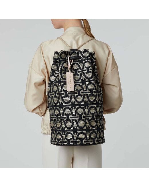 Coccinelle Black Rucksack aus sommerlichem Jacquard-Stoff mit Monogram-Muster Never Without Bag Summer Monogram Large