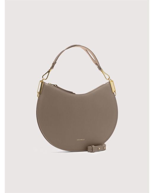 Coccinelle Brown Schultertasche Aus Genarbtem Leder Sunup Medium
