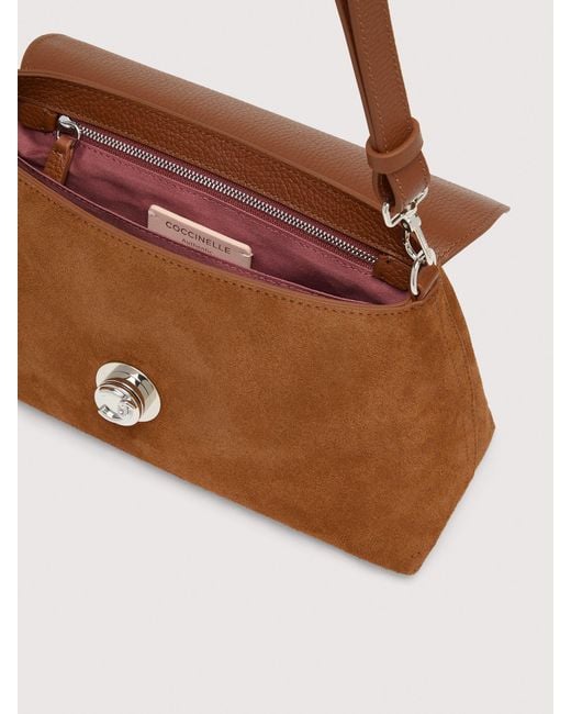 Coccinelle White Schultertasche Aus Wildleder Nikla Suede Bimaterial Medium