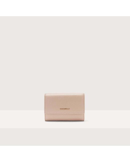 Coccinelle Natural Geldbörse Small Aus Genarbtem Leder Metallic Soft