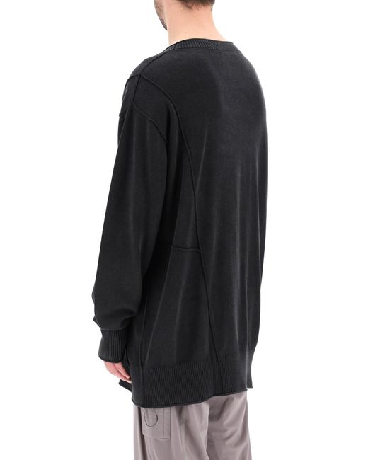 black essentials crewneck
