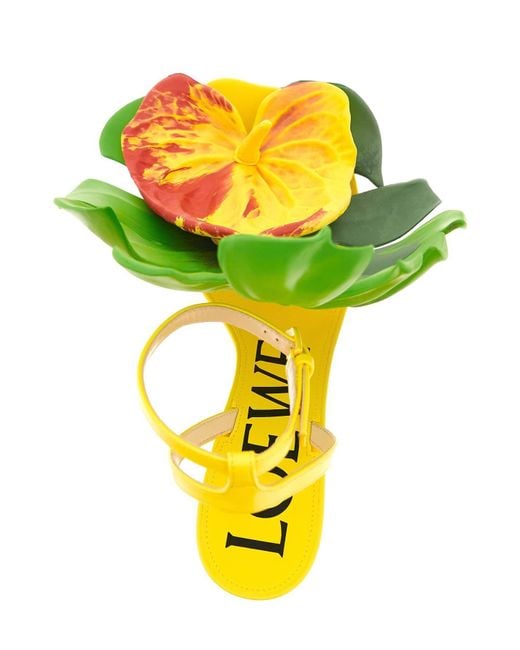 SANDALI 'PETAL' di Loewe in Yellow