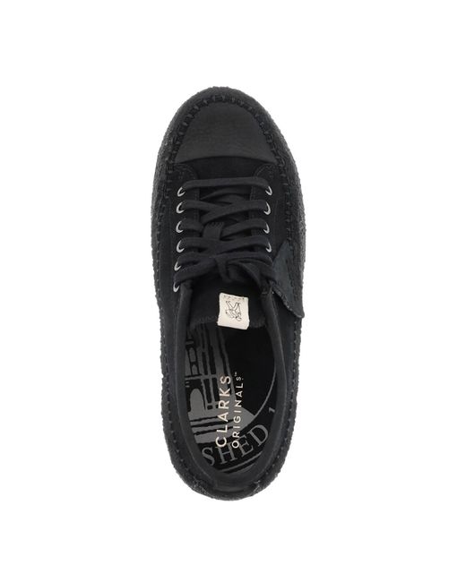 Sneakers 'Caravan' In Pelle Scamosciata di Clarks in Black da Uomo