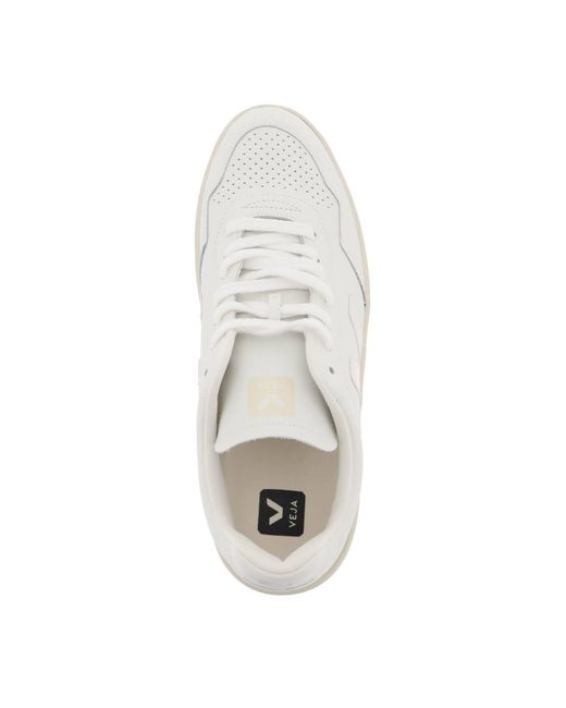 Sneakers V 90 In Pelle di Veja in White