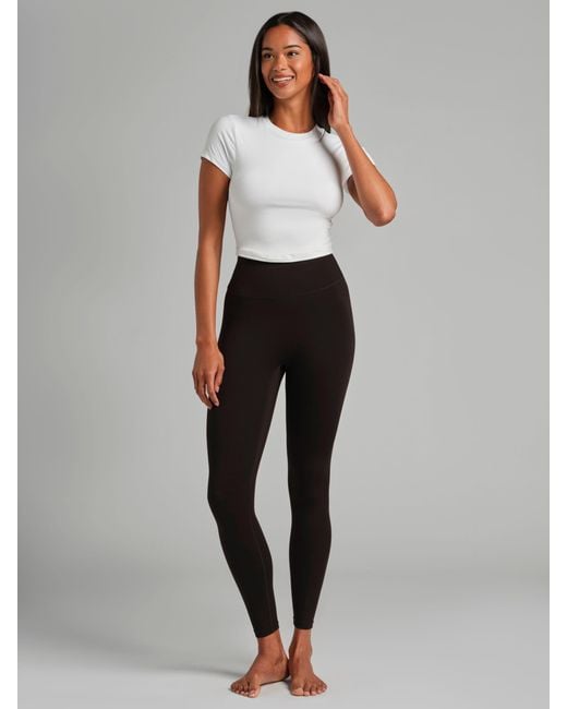 Comfrt White Core Crop Tee