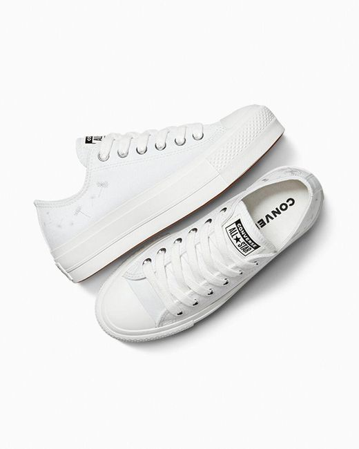Converse White Chuck Taylor All Star Lift Platform Embroidered Flowers