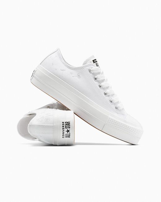 Converse White Chuck Taylor All Star Lift Platform Embroidered Flowers