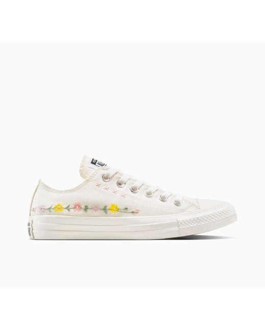 Chuck Taylor Embroidered Flowers Converse en coloris White