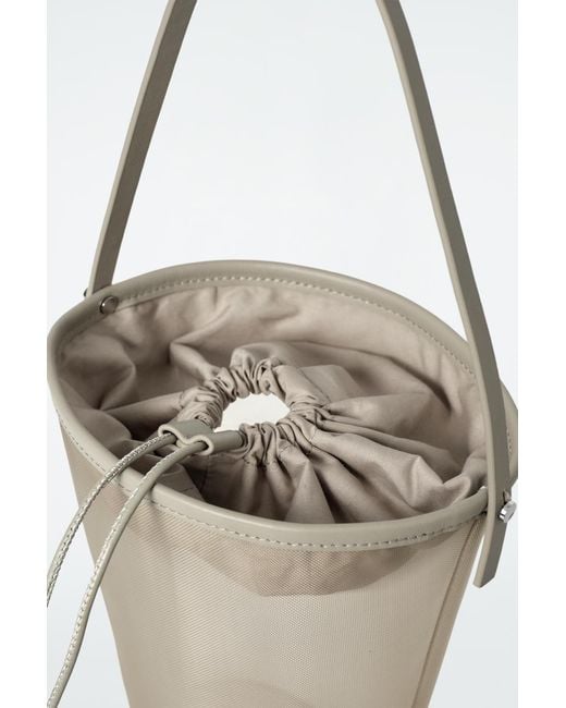 Borsa A Secchiello Mini di COS in White