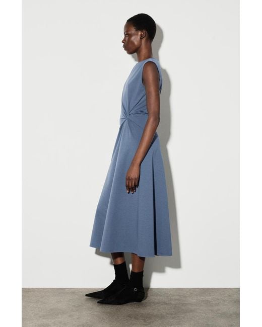blue cos dress SCOOP-NECK SATIN MIDI DRESS - BLUE