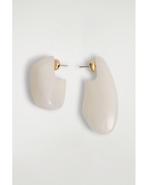 COS Natural Mismatched Pebble Earrings