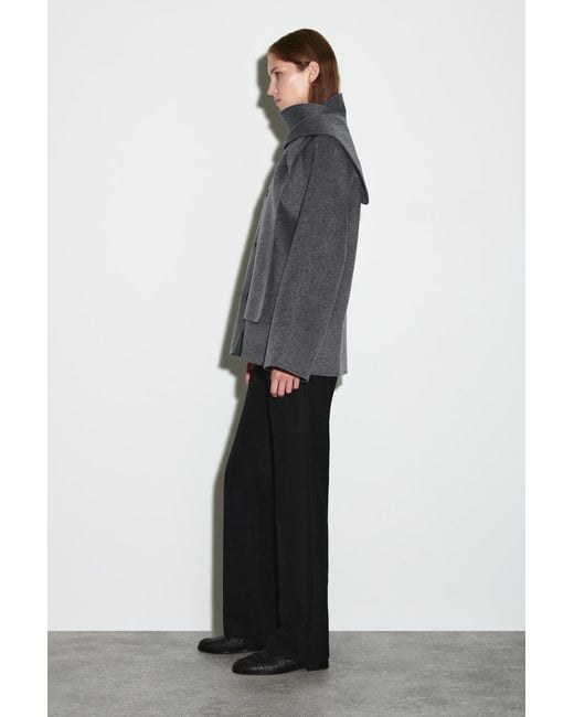 Giacca Corta Con Sciarpa di COS in Gray