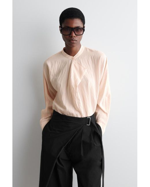 COS Natural Bluse Mit Drapierter Partie