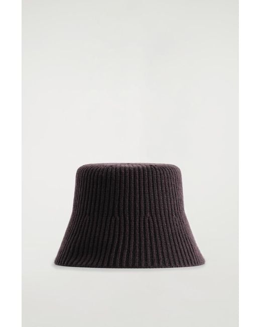 Cappello Da Pescatore A Te di COS in Black