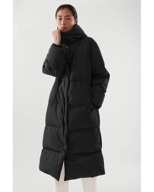 COS Redown Heavyweight Puffer Coat in Black Lyst