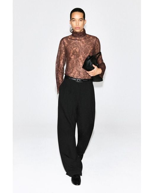 Top di COS in Brown