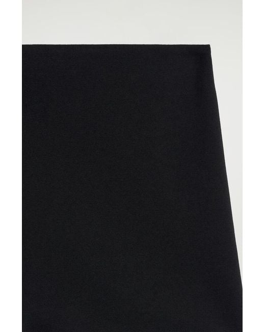 COS Black Minimal Jersey Shorts
