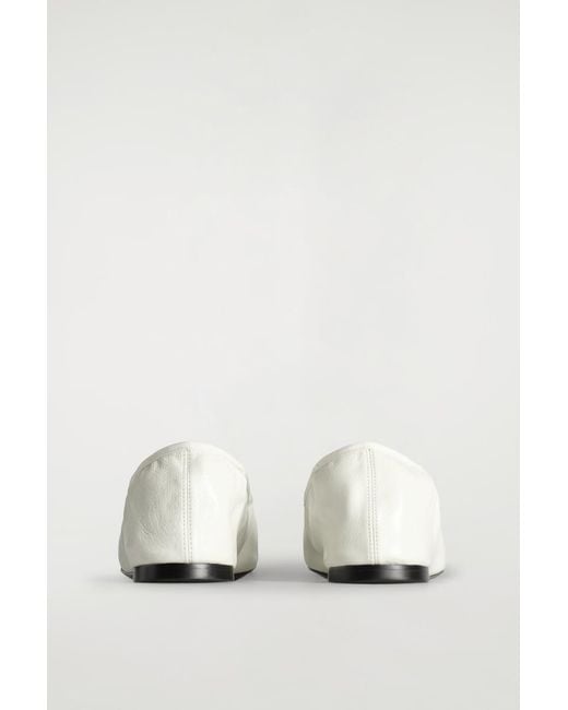 Ballerine di COS in White