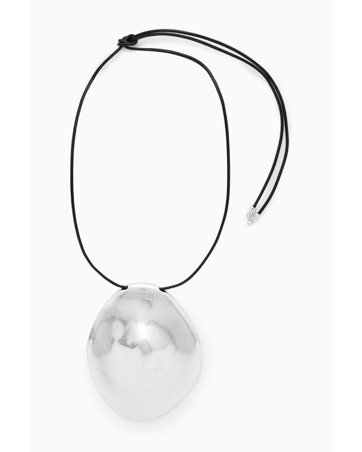 COS White Oversized Organic-shaped Pendant Necklace