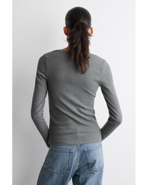 COS Gray Long-Sleeved Henley Top