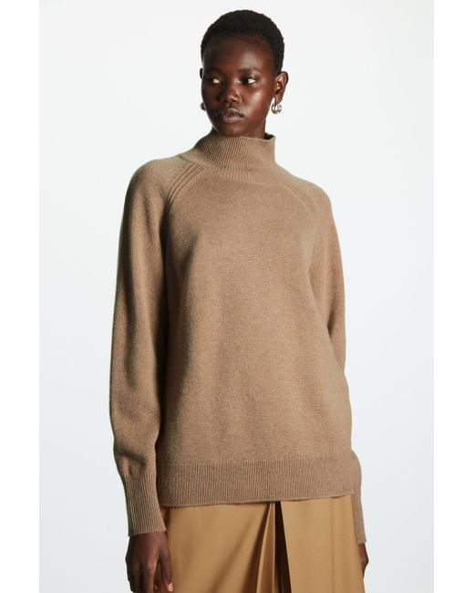 COS Pure Cashmere Turtleneck Jumper in 